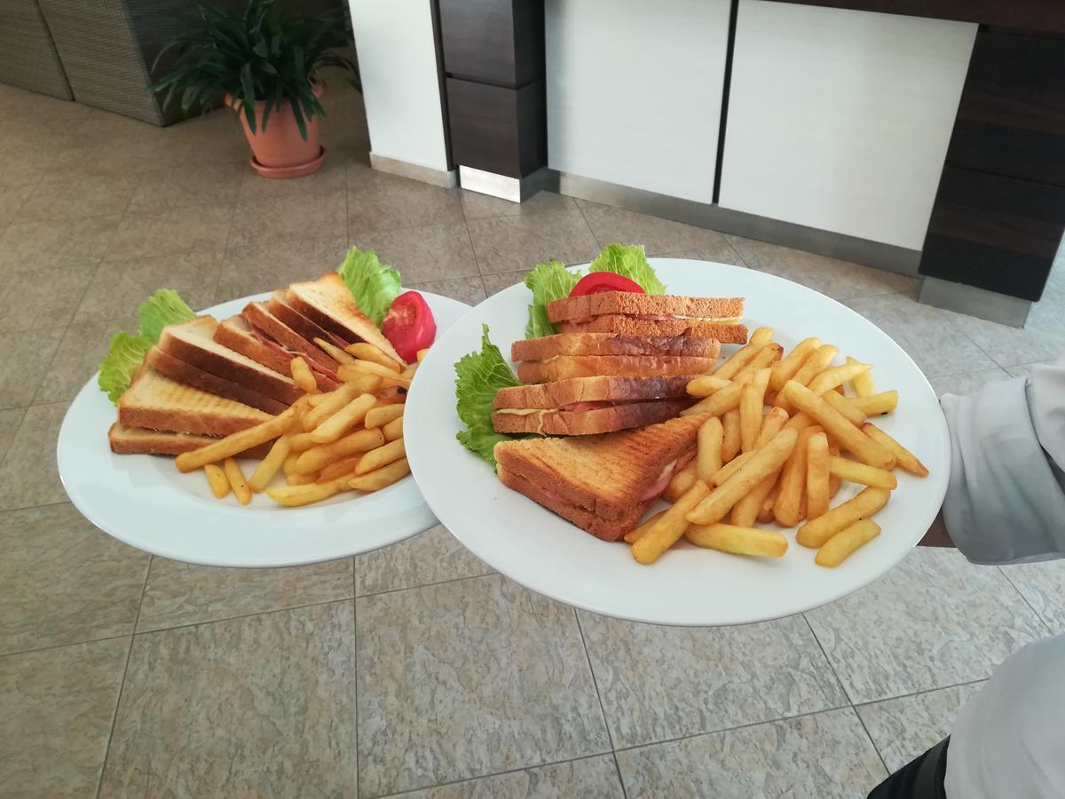 Glicinia Hotel Zlate písky Exteriér fotografie